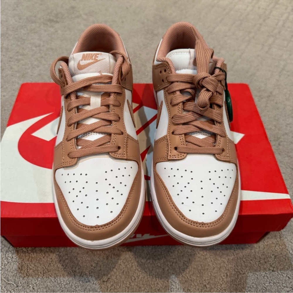Nike Dunks